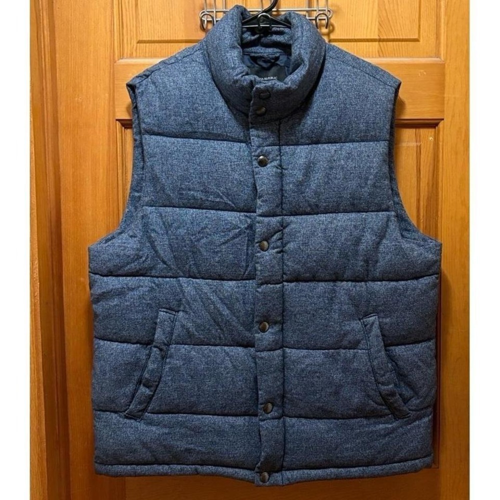 Banana Republic Puff‎ Vest Size L